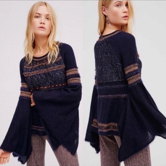 Free People Women's Navy Craft Time Boho Bell Sleeve Sweater Top Chic bell sleev - Picture 7 of 7
